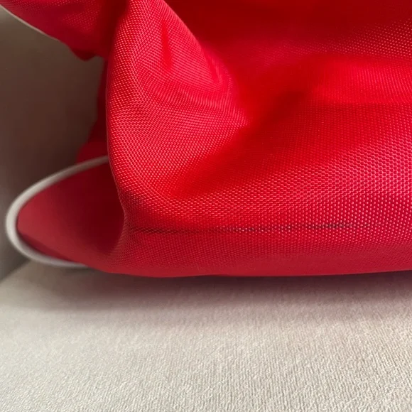 Red and White Hawaii Small Gym Duffle Bag Adjustable Strap - Picture 11 of 11